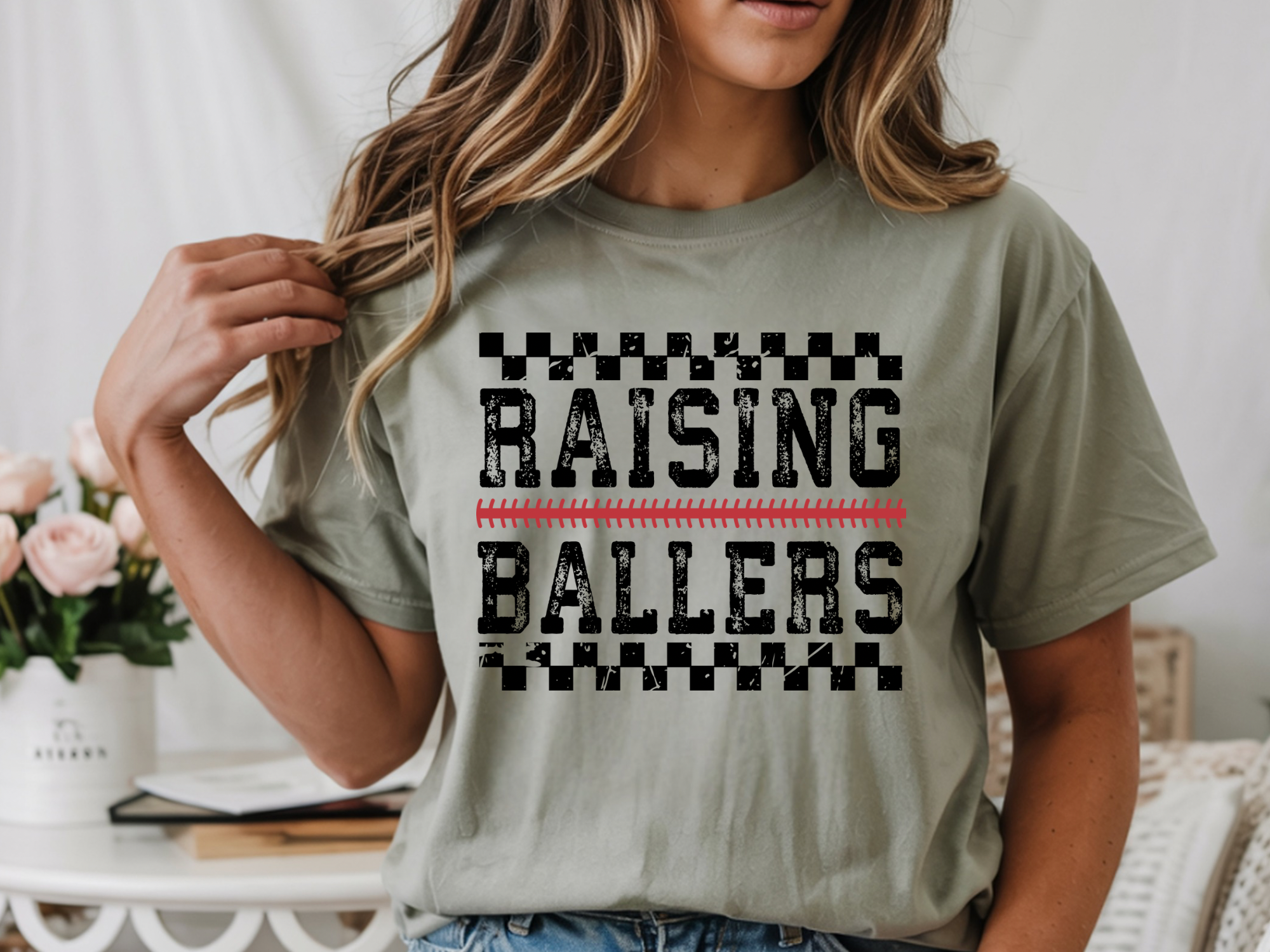 Raising Ballers ⚾️ - T-Shirt